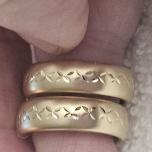 14K Diamond Cut Design Earrings